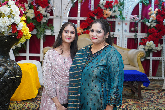 Ibrar & Khadija Mehndi 00154