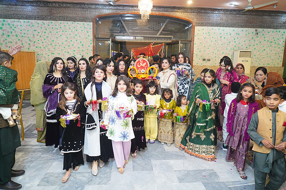 Ibrar & Khadija Mehndi 00211