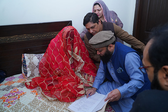 Noor-ul-ain & Ali Raza Nikah 00002