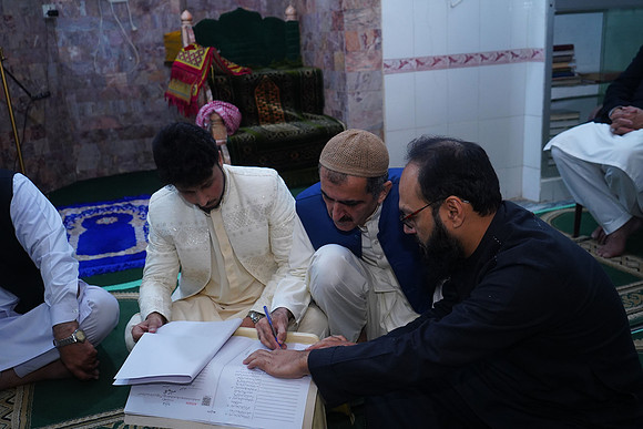 Noor-ul-ain & Ali Raza Nikah 00012