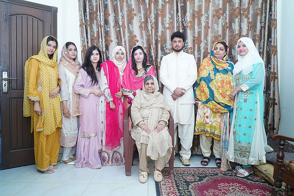 Noor-ul-ain & Ali Raza Nikah 00127