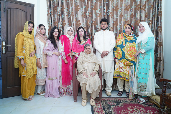 Noor-ul-ain & Ali Raza Nikah 00128
