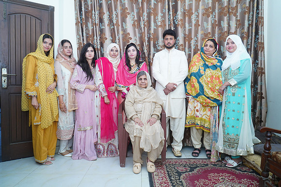 Noor-ul-ain & Ali Raza Nikah 00126