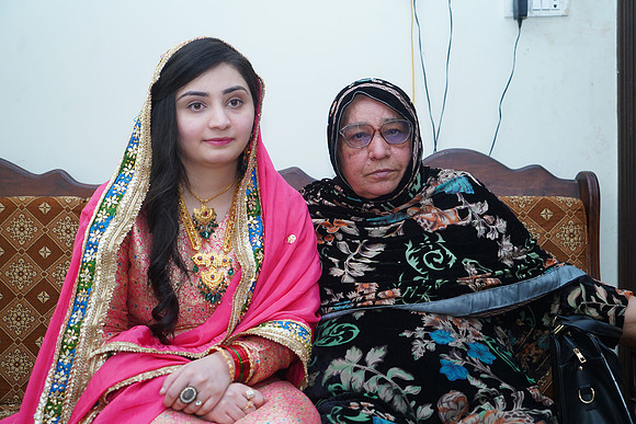 Noor-ul-ain & Ali Raza Nikah 00160