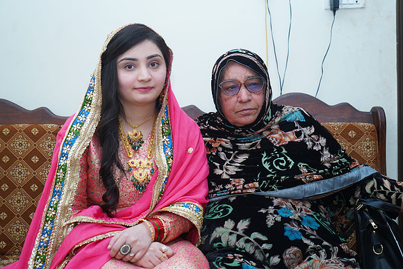 Noor-ul-ain & Ali Raza Nikah 00159