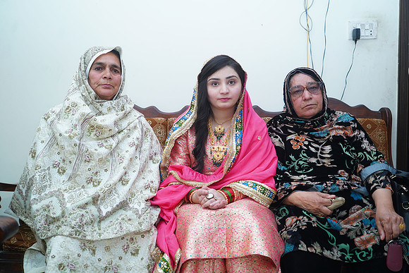 Noor-ul-ain & Ali Raza Nikah 00161
