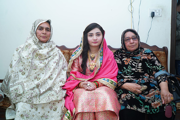 Noor-ul-ain & Ali Raza Nikah 00162
