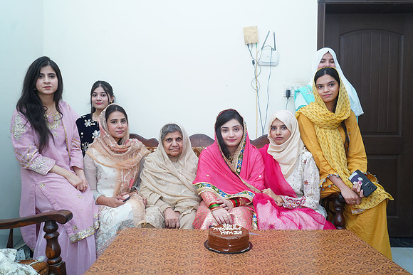 Noor-ul-ain & Ali Raza Nikah 00174