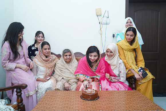 Noor-ul-ain & Ali Raza Nikah 00176