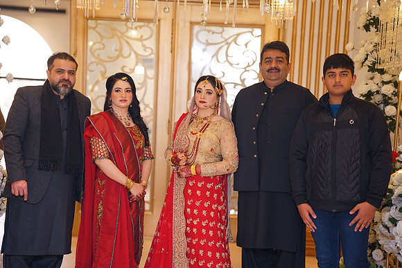 Saman & Zeeshan Barat 00207
