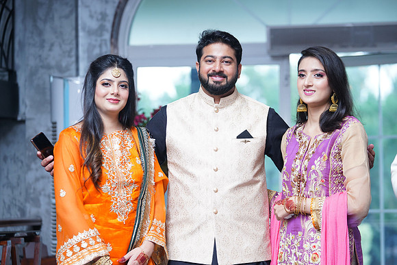 Azhar & Ayesha 00218