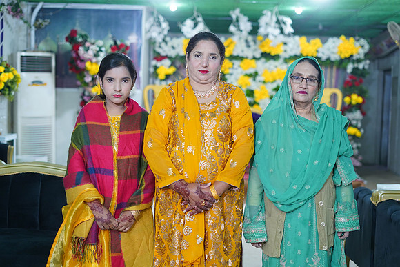 Usama & Nimra Mehndi 00037