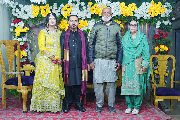 Usama & Nimra Mehndi 00152