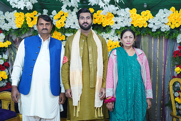 Usama & Nimra Mehndi 00172
