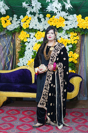 Usama & Nimra Mehndi 00176