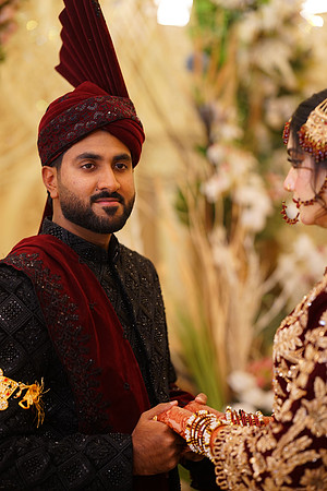 Usama & Nimra Barat 00032