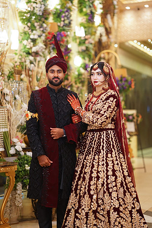 Usama & Nimra Barat 00039