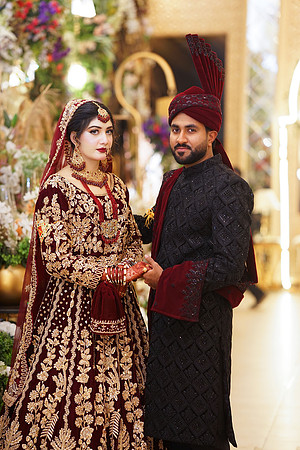 Usama & Nimra Barat 00051