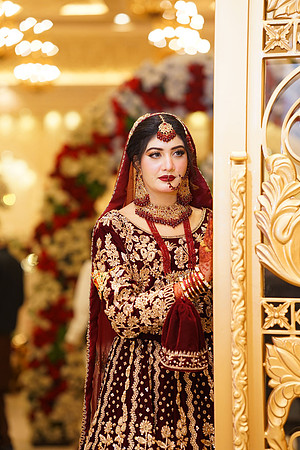 Usama & Nimra Barat 00056