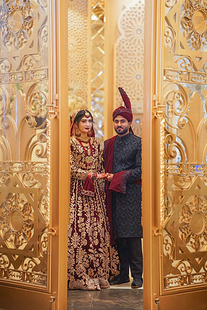 Usama & Nimra Barat 00068