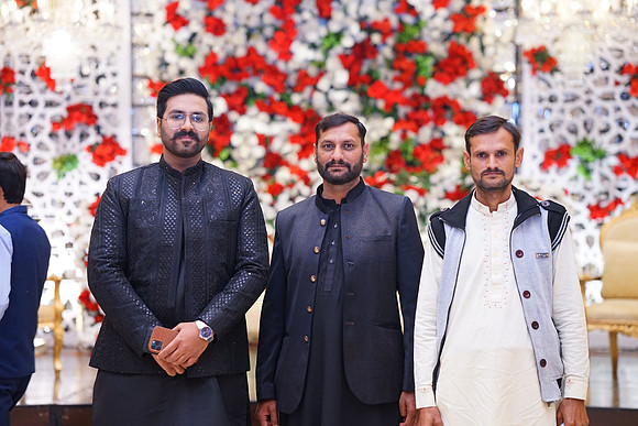 Usama & Nimra Barat 00115