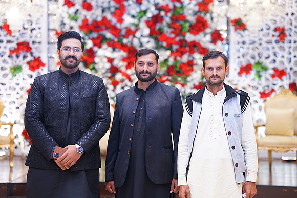 Usama & Nimra Barat 00114