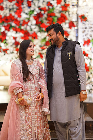 Usama & Nimra Barat 00125