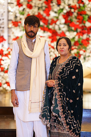 Usama & Nimra Barat 00130