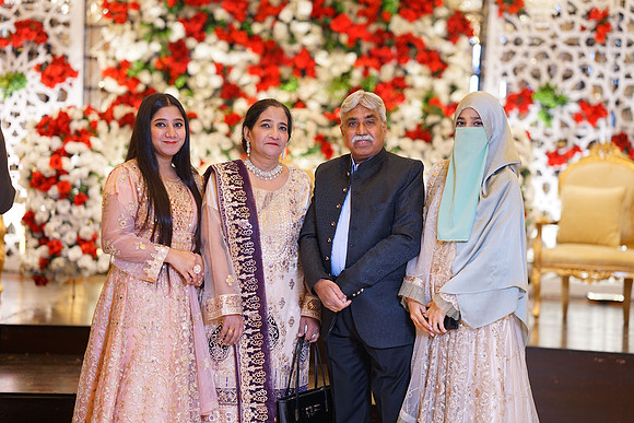 Usama & Nimra Barat 00152