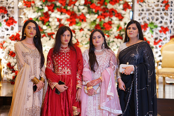 Usama & Nimra Barat 00182