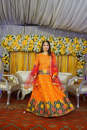 Rafiya & Fahad Mehndi 00116