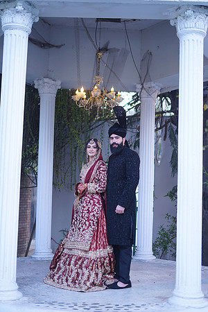 Mubasser & Nimra Barat 00058