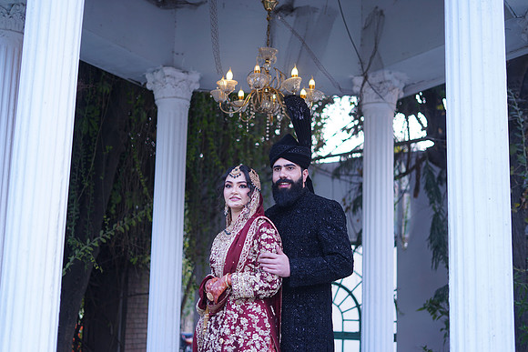 Mubasser & Nimra Barat 00062