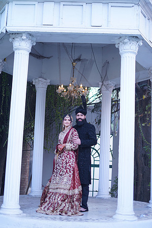 Mubasser & Nimra Barat 00060