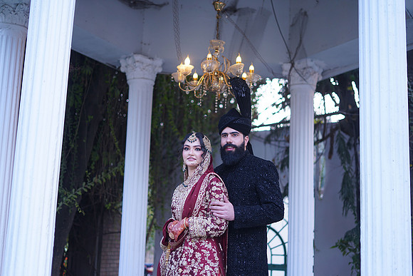 Mubasser & Nimra Barat 00063