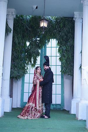 Mubasser & Nimra Barat 00075