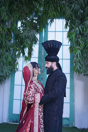 Mubasser & Nimra Barat 00081