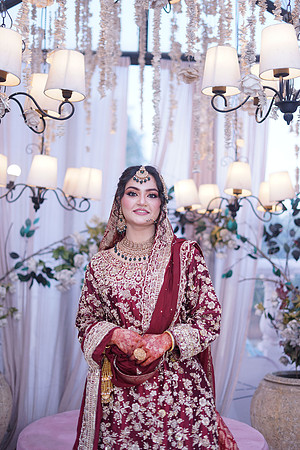 Mubasser & Nimra Barat 00103