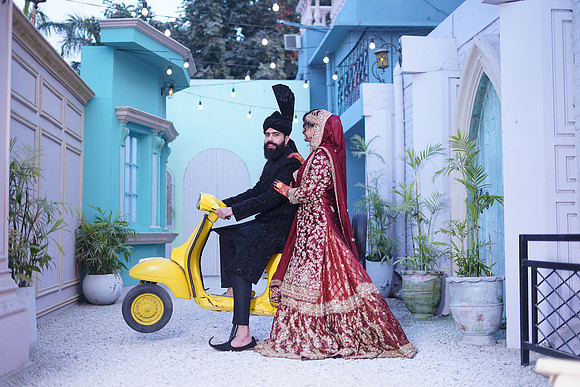 Mubasser & Nimra Barat 00122