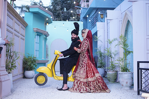 Mubasser & Nimra Barat 00123