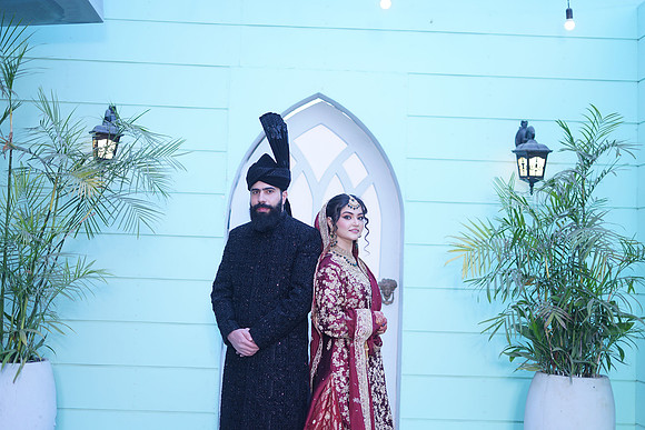 Mubasser & Nimra Barat 00143
