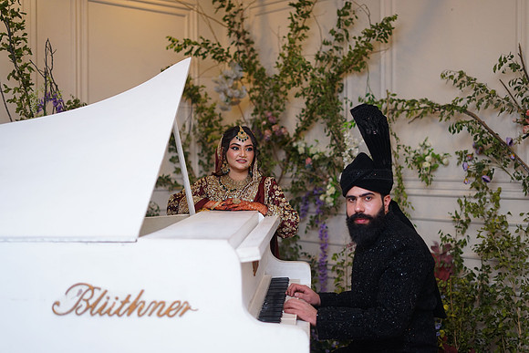 Mubasser & Nimra Barat 00184