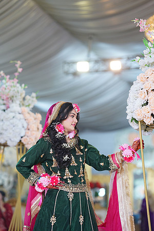 Mubasser & Nimra Mehndi 00044