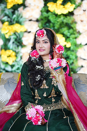 Mubasser & Nimra Mehndi 00136