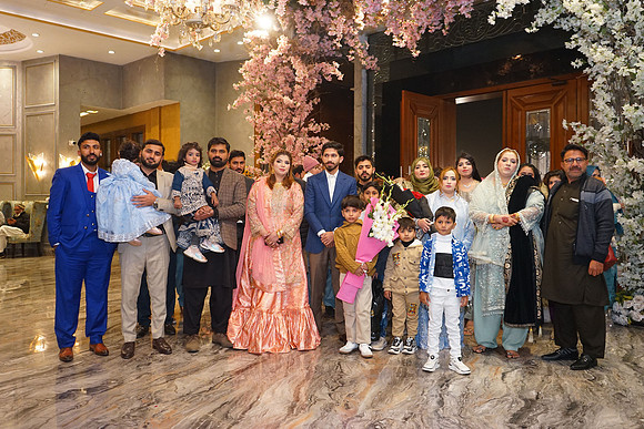 Shamoon & Aleena Walima 00674
