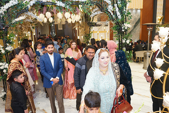 Shamoon & Aleena Walima 00681