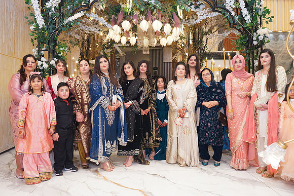 Shamoon & Aleena Walima 00688