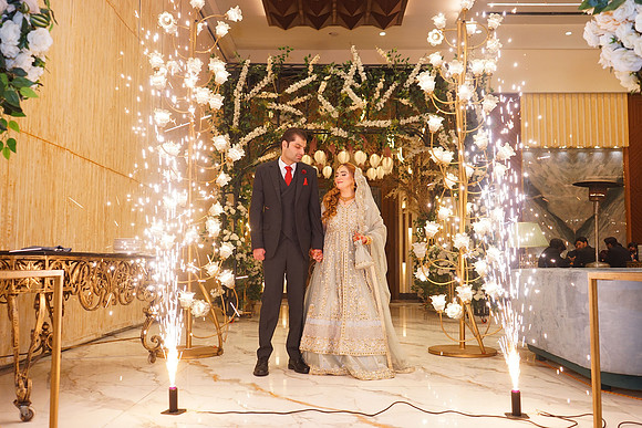 Shamoon & Aleena Walima 00714