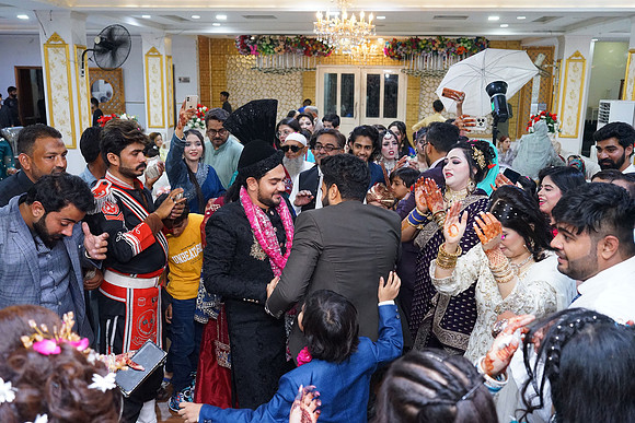 Rafiya & Fahad Barat 00193