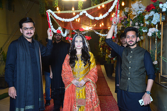 Kamal & Saba Mehndi 00089